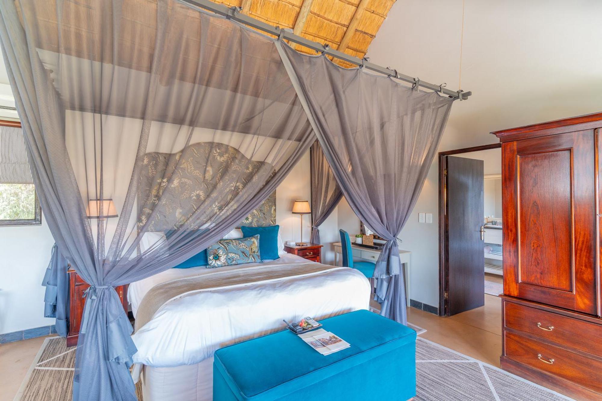Last Word Kitara Lodge *