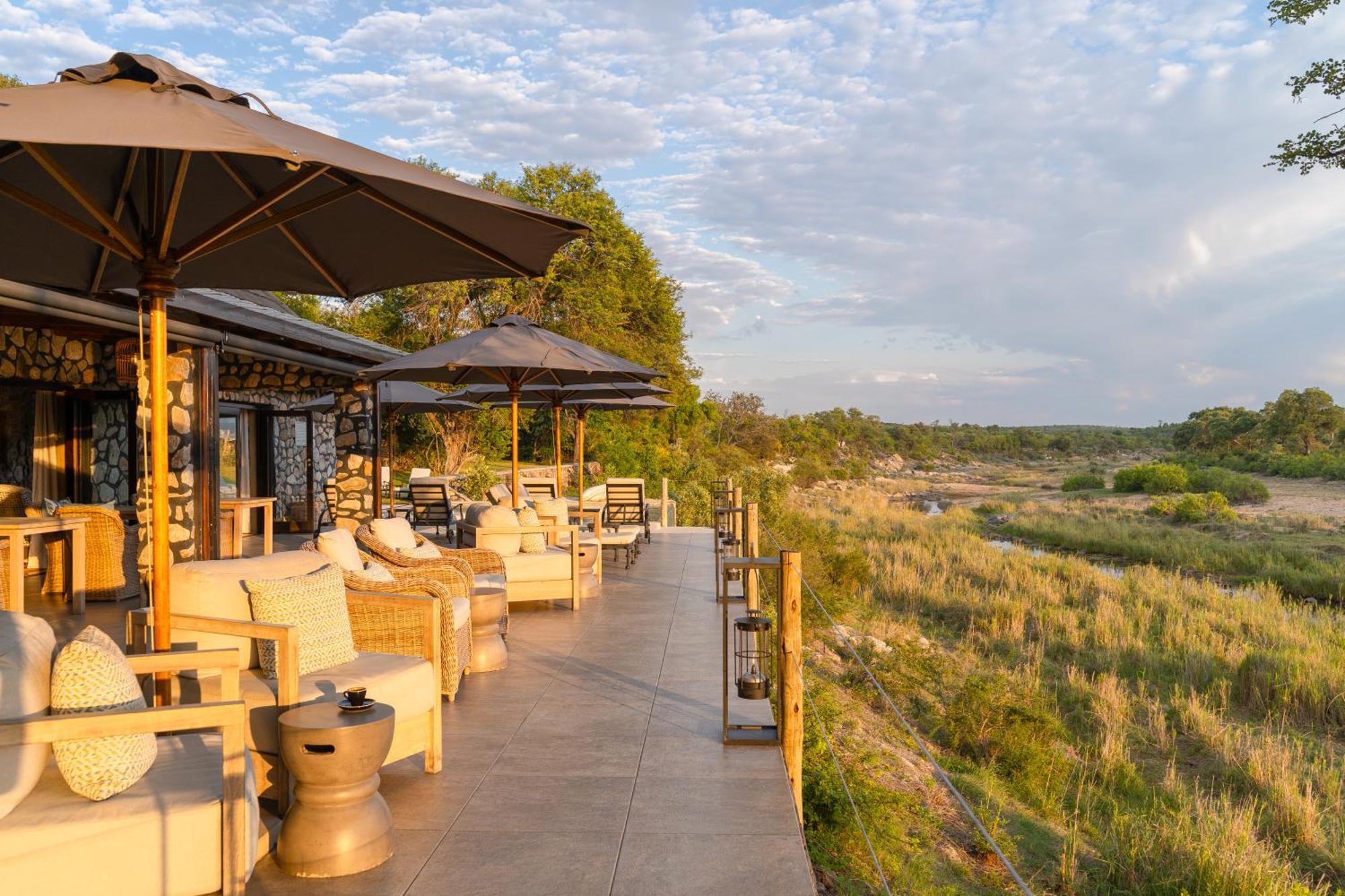 Last Word Kitara Lodge *