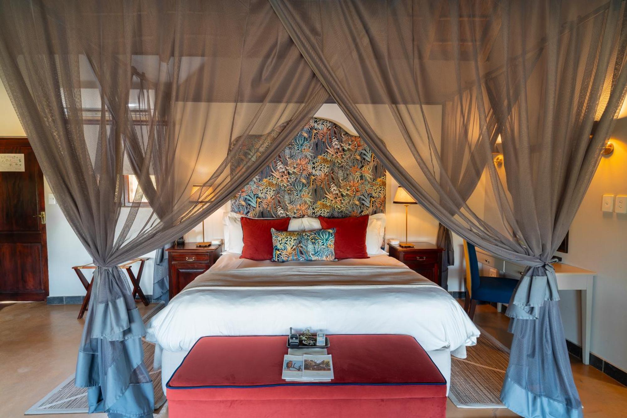 Last Word Kitara Lodge