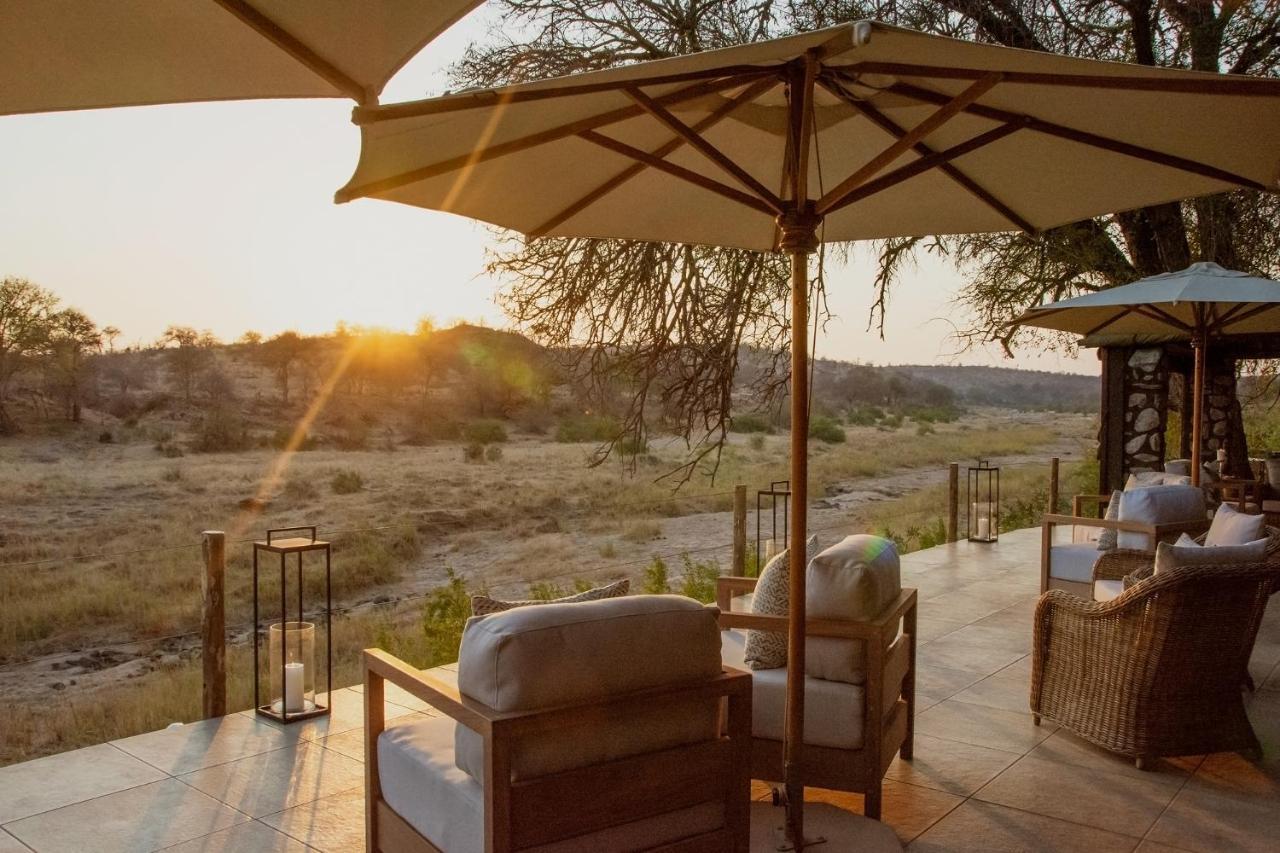 Last Word Kitara Lodge *